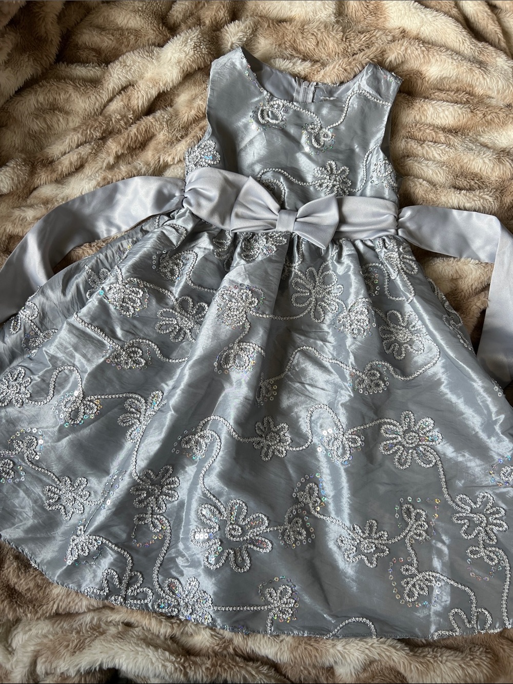 Rare Editions Silver Floral Sequin Bow Party Dress Size 4T/4